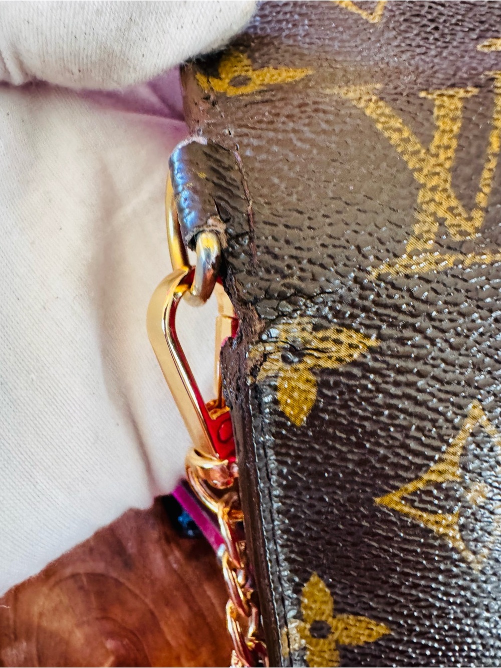 Louis Vuitton
2009  LV Monogram Insolite Wallet reinvented Crossbody vintage - Picture 15 of 16